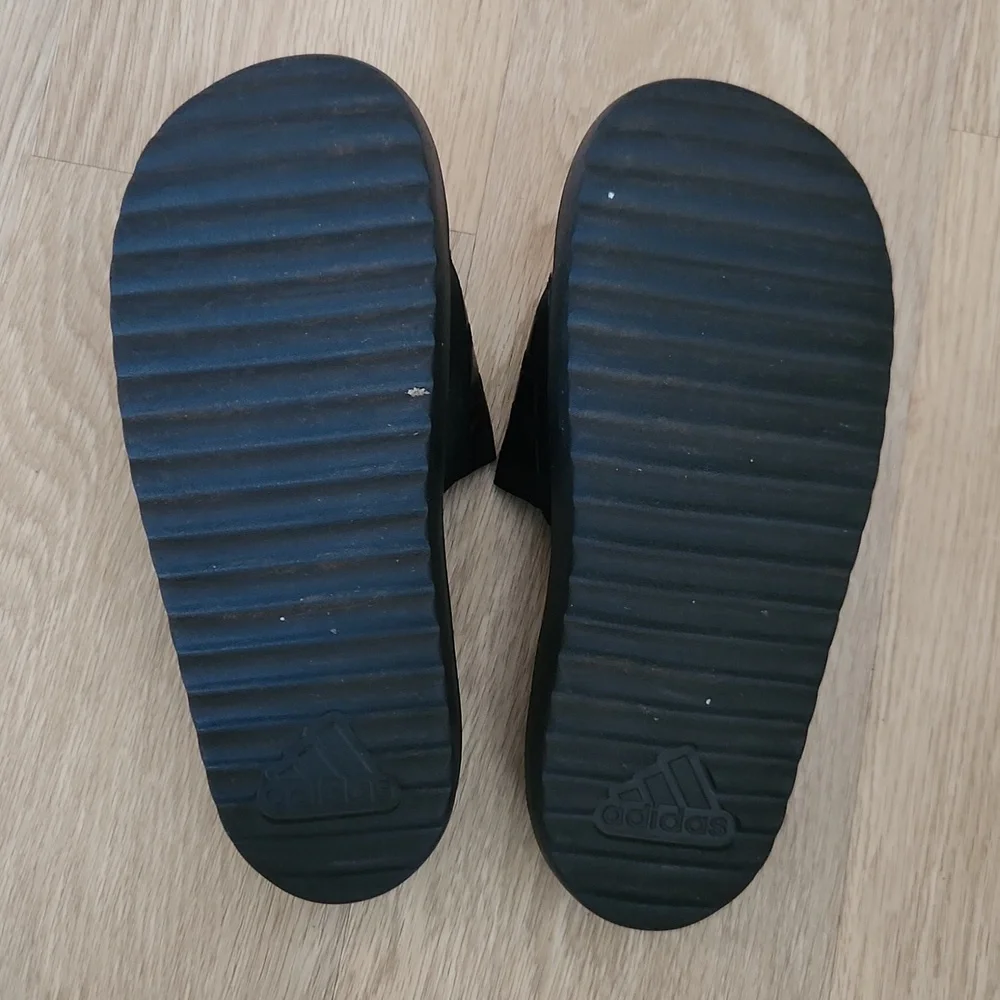 adidas Black Slide Sandals with Three Stripes - Picture 4 of 5